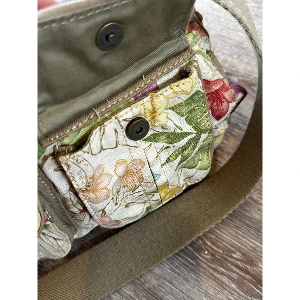Fossil vtg floral
